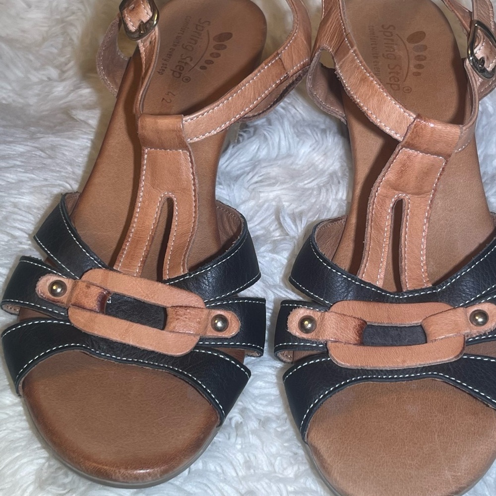Spring Step genuine leather comfort sandals size 11
